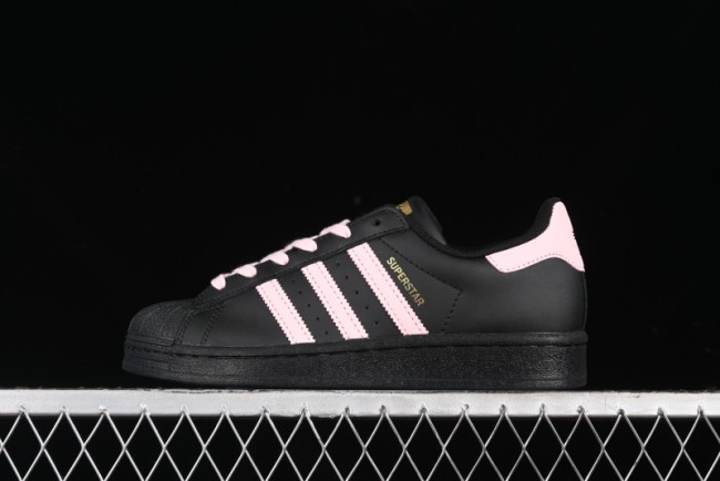 Adidas Superstar EG4959 Casual Sneakers with Shell Toe Design