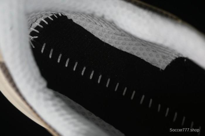 New Balance 990 Series Premium Retro Running Shoes with Carbon Fiber Midsole - U990LO6