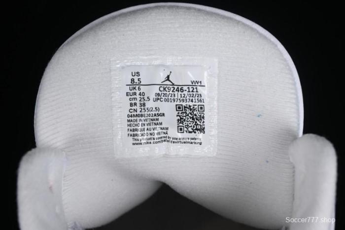 Nike Air Jordan 3 Retro Sneakers in White and Peach Orange - CK9246-121 1