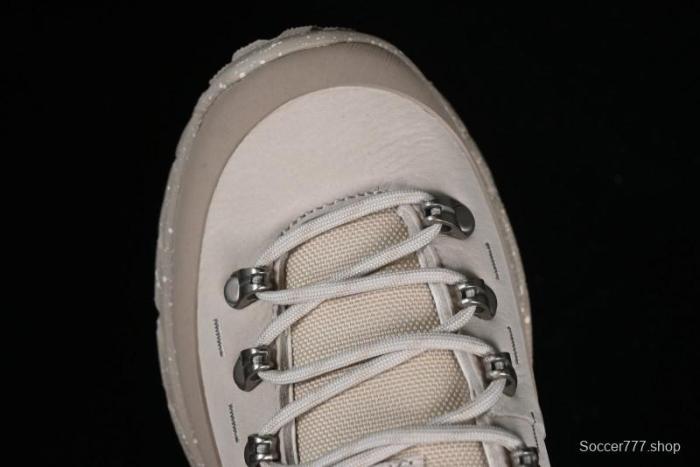 HOKA ONE ONE Tor Summit Low-Top Running Shoes with Geometric Cushioning for Stability and Comfort - 1147952 OLK 1