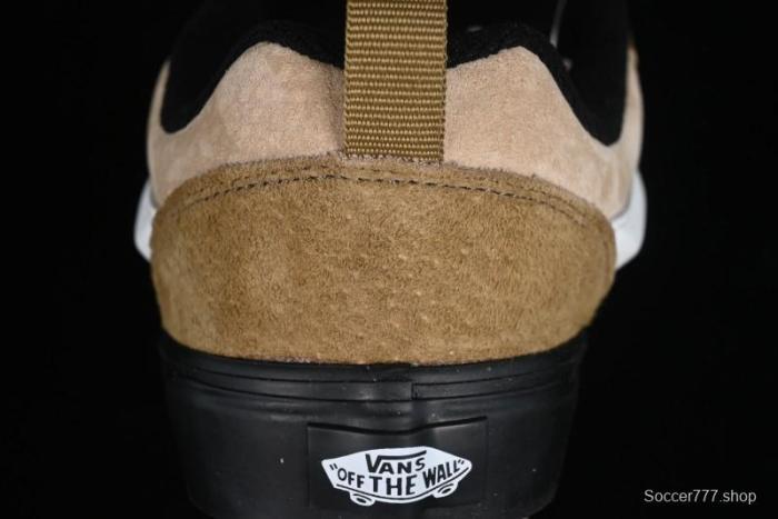 Vans Classics Knu Skool Retro Chunky Tongue Skate Shoes in Black/Brown - VN000CP6BXC 1