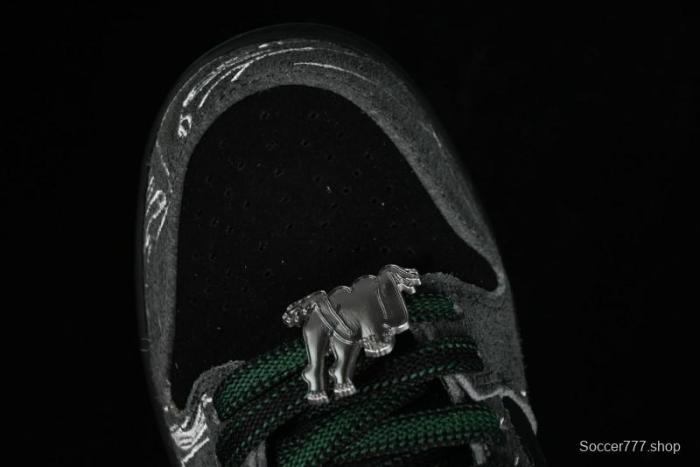 Nike There Skateboards x Nike SB Dunk Low Graffiti Art Style Collaboration SB Low Top Casual Skate Shoes - HF7743-001 1