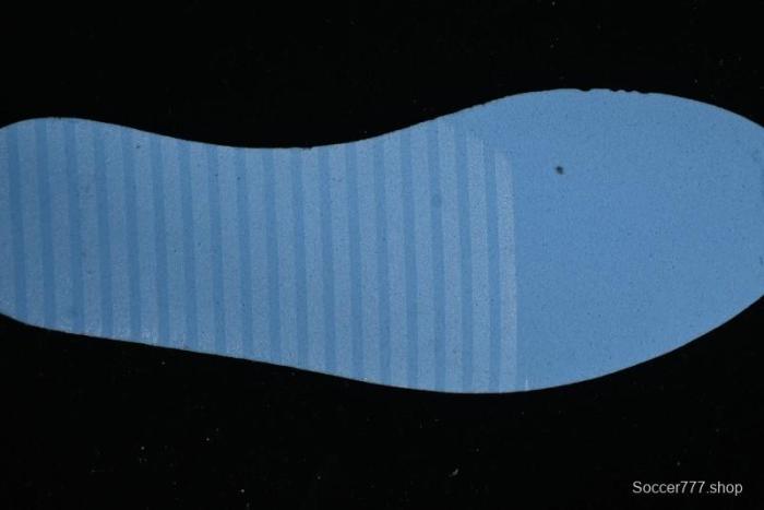 Nike Travis Scott x Air Jordan 1 Low OG AJ1 Reverse Swoosh Sneakers - DZ4137-206 1