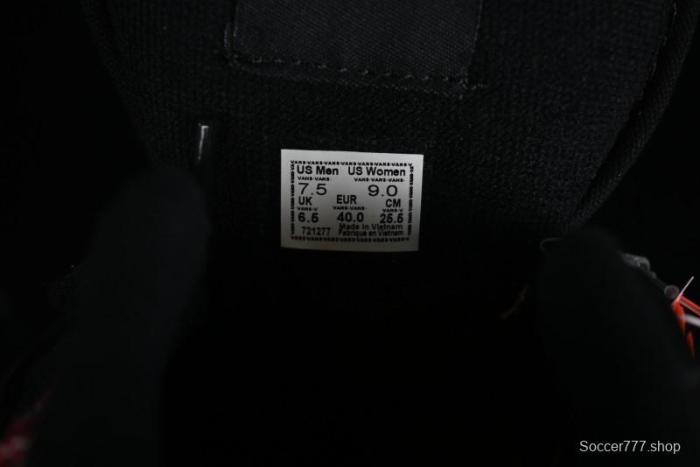 Vans Classics Knu Skool Retro Sneakers with Enlarged Toe and Thickened Trim - VN0009QC3N6 1