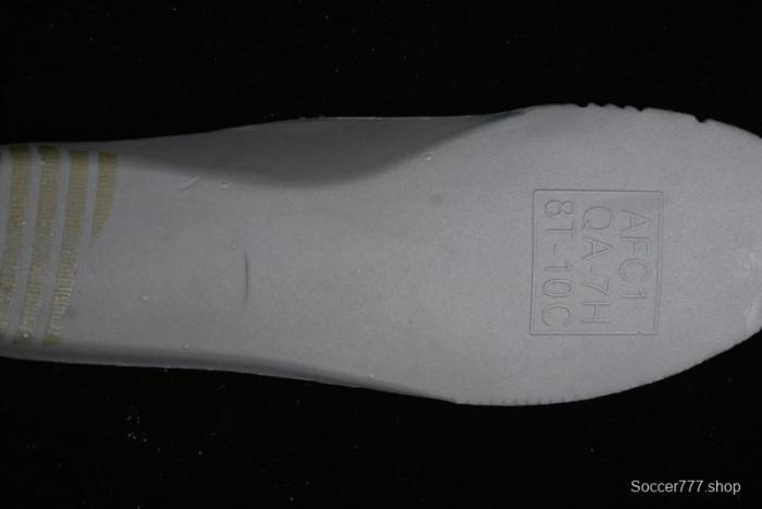 Nike Air Force 1 '07 Low Witch Collaboration Custom Leather Sneakers with Skull and Gradient White-Green Design - CW2288-111 1