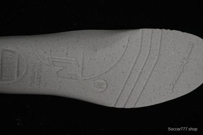 New Balance 1906 Series Retro Dad Style Casual Running Shoes - M1906RER 1