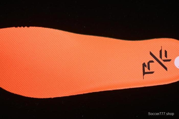 Nike Zoom Rival Fly 4 Lightweight Responsive Running Shoes with Flyknit and React Technology - FV6040-101