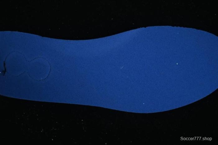 Nike Zoom Kobe V Protro Low Basketball Shoes with AIR ZOOM TURBO Sole - IB4481-500