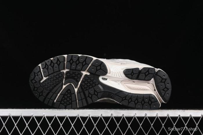 New Balance WL2002 Retro Casual Running Shoes with Upgraded N-ERGY Cushion - ML2002RC