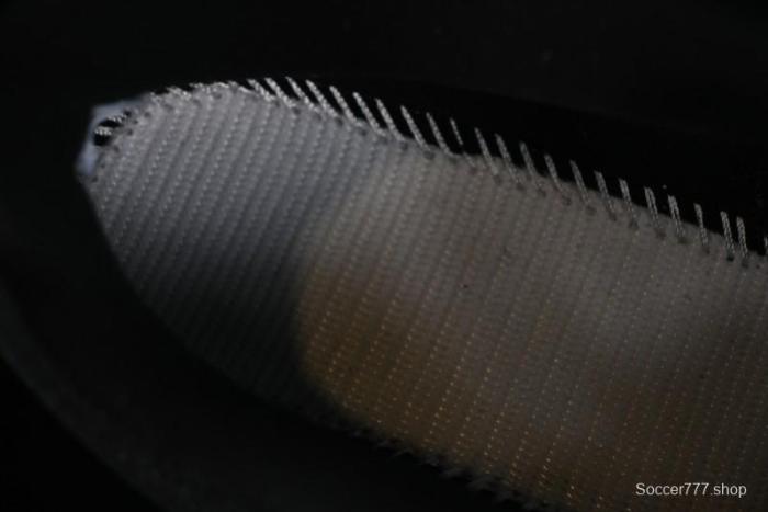 Nike Zoom Fly 6 Running Shoes with Flyknit Material and Carbon Fiber Plate for Superior Elasticity - FN8454-001