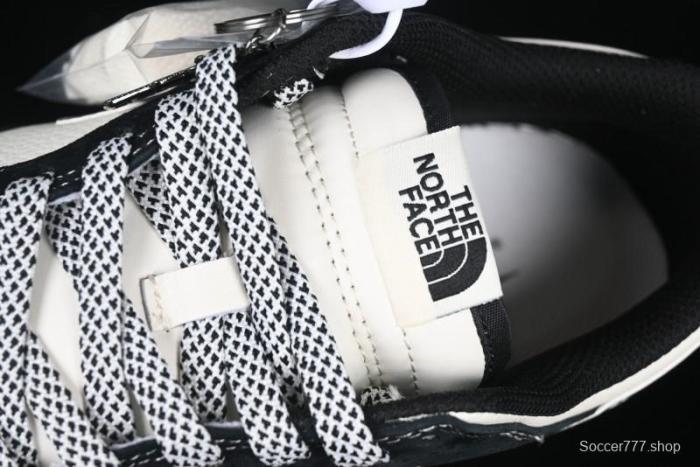 Nike SB Dunk Low The North Face Collaboration Beige Black Iridescent Swoosh Anniversary Custom Low-Top Casual Skate Shoes - DM6868-018