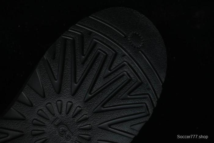 UGG LE FU Low Top Slip-On Lifestyle Casual Shoes - 1131616