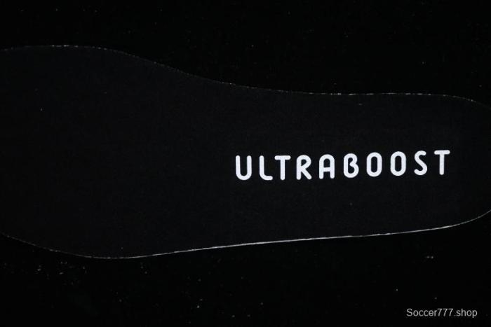 Adidas Ultraboost 5X ID8815 Running Shoes with Boost Cushioning - ID8815