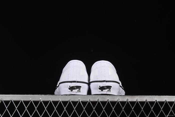 Vans Authentic 44 DX Checkerboard Slip-On Skate Shoes - VN000EEUCCZ