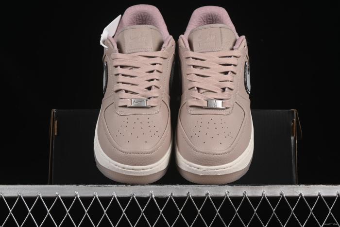 Nike A Ma Maniére x Air Force 1'07 Low Casual Sneakers with Premium Leather and Signature Lining - HF4084-200