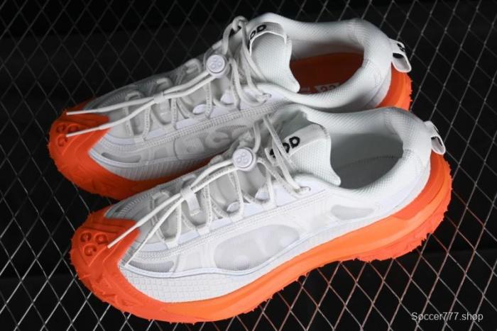 Nike ACG Mountain Fly 2 Low GTX SE Outdoor Hiking Shoes with GORE-TEX and React Foam - DV7903-100