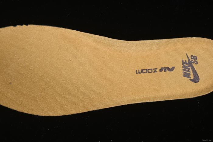 Nike SB Dunk Low Black Hole Low-Top Skateboarding Shoes - DX6775-400