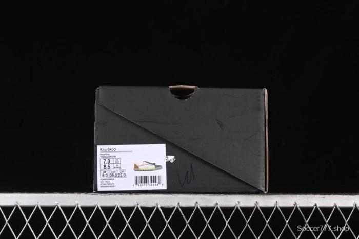 Vans Classics Knu Skool Low-Top Casual Sneakers with White Suede and Gum Sole - VN000CRPGRN