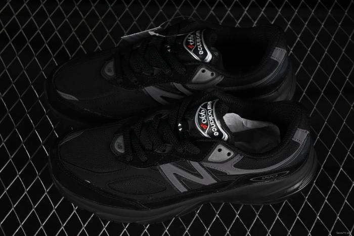 New Balance 990 Series Premium Made in USA Retro Running Shoes - M990BB6