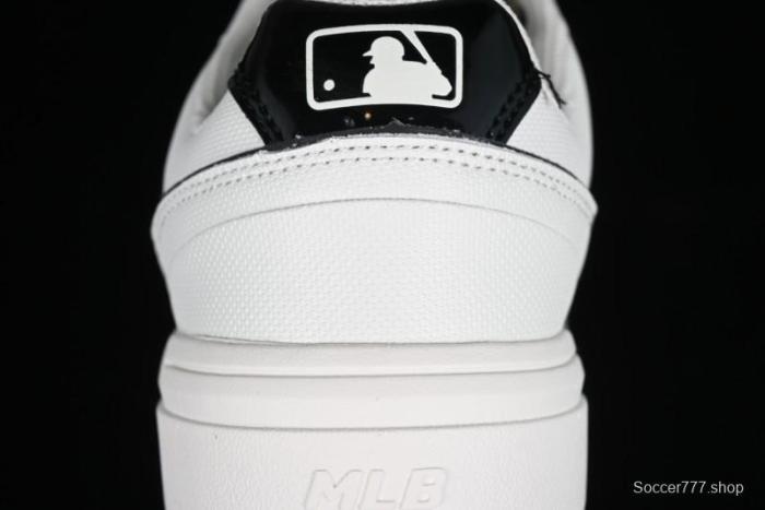 New York Yankees Chunky Runner Basic Lace-Up Lightweight Casual Sneakers - 3ASXCBS4N50WHS