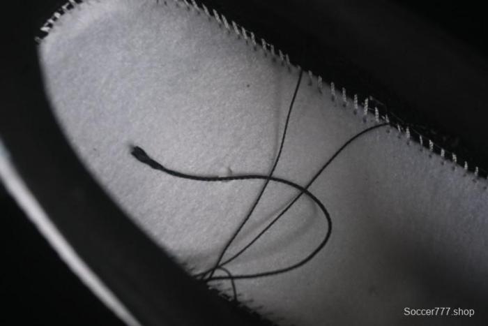 Nike Air Force 1'07 Low Casual Sneakers with Full-Length Air Cushion - DD8959-001