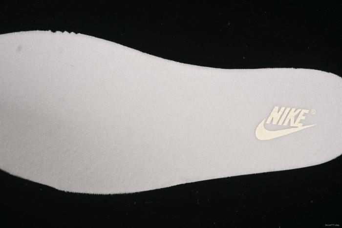 Nike SB Dunk Low White Light Pink SB Low-Top Casual Skate Shoes - FB7901-601