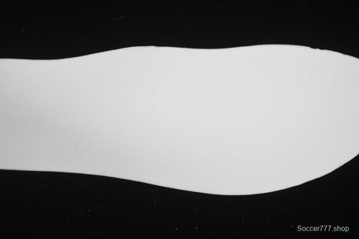 Nike Air Max 90 Retro Running Shoes with Visible Air Cushion - DM0029-007