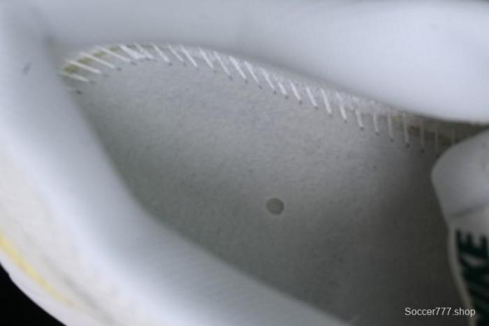 Nike Zoom Vomero 5 Retro Casual Running Shoes with EVA Midsole Cushion - FZ8361-100