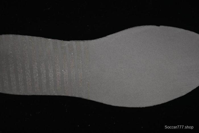 Nike V5 RNR Millennium Classic Retro Running Shoes with Foam Midsole - HJ5228-100