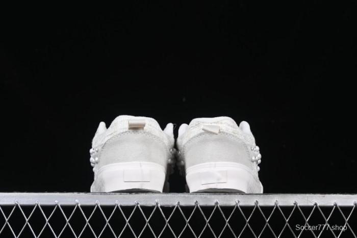 Vans Knu Skool Pearl White Chunky Sneakers with D-Ring Lacing System - VN000D22QC5