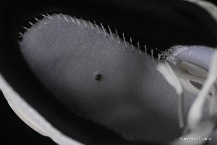 Nike Zoom Vomero 5 Retro Casual Running Shoes with Lightweight EVA Midsole - FJ2028-001