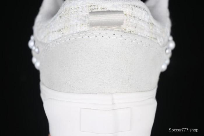 Vans Knu Skool Pearl White Chunky Sneakers with D-Ring Lacing System - VN000D22QC5