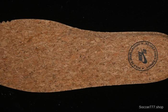 Nike SB Dunk Low Bordeaux Red Skate Shoes Collaboration with Riot Skateshop - FZ1289-200