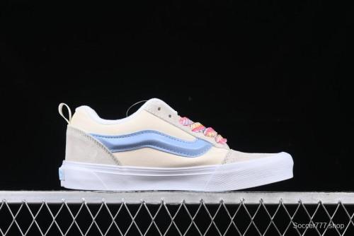 Vans Knu Skool Low-Top Retro Casual Vulcanized Sneakers - VN000CS00DX