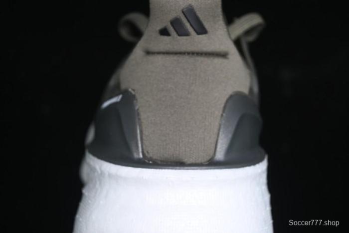 Adidas Ultraboost 5X ID8815 Running Shoes with Boost Cushioning - ID8815