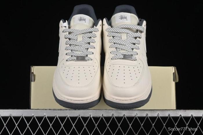 Nike Air Force 1 '07 Low Stussy Collaboration - Light Grey Double Swoosh Casual Sneakers - XZ6188-012