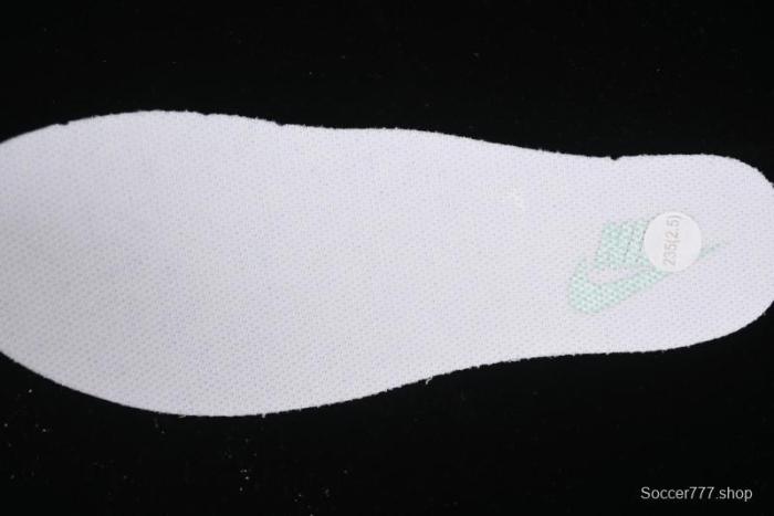 Nike Classic Cortez Leather Retro Running Shoes - DN1791-106