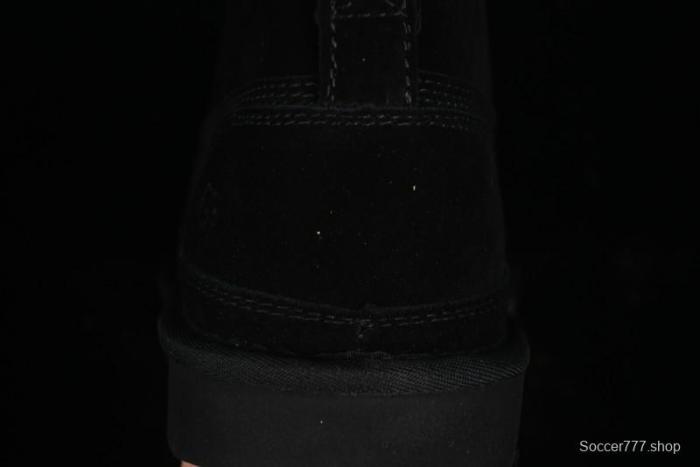 UGG Neumel Moc Ankle Boots in Suede with Shearling Lining - 1121645