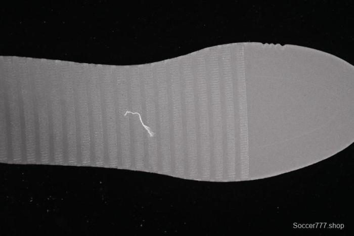 Nike SB Dunk Low Supreme Collaboration - Two-Tone White Swoosh Anniversary Customized Low-Top Casual Skate Shoes - DJ2024-045