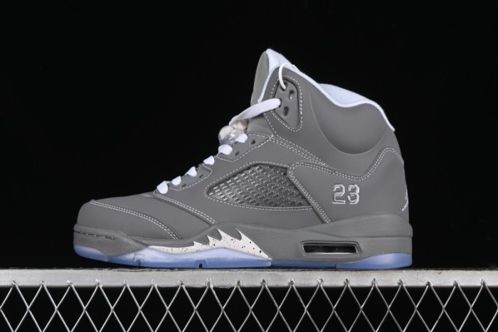 Nike Air Jordan 5 Retro Basketball Shoes with Grey Wolf Colorway - 136027-005