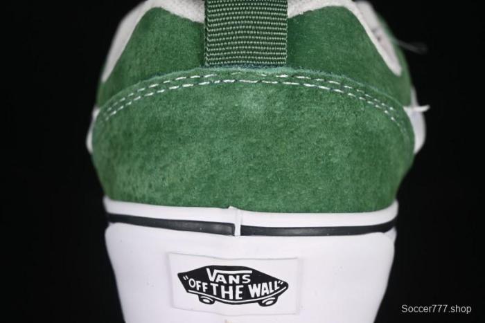 Vans Knu Skool Low Top Retro Chunky Sneakers - VN000D6ZBR1