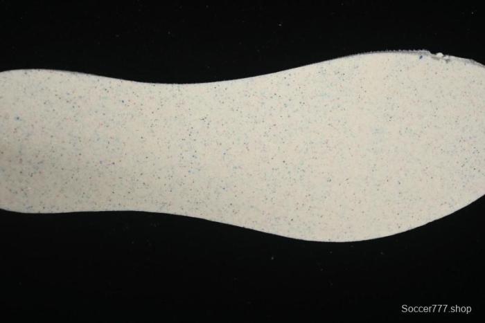 Nike Air Max Dn8 Running Shoes with Dynamic Air Cushion Technology - FQ7860-020