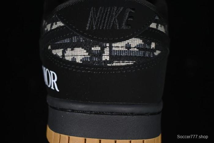 Nike SB Dunk Low APE Collaboration - Camouflage Black Swoosh Anniversary Custom Low-Top Casual Sneakers - KK1333-017