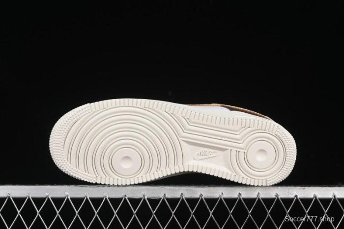 Nike Air Force 1 '07 Low Casual Sneakers with Full-Length Air Cushion - HM9656-001