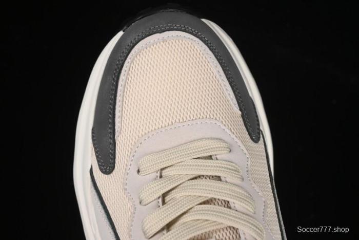 ECCO Chunky Sole Waffle Retro Running Shoes - 63093901002