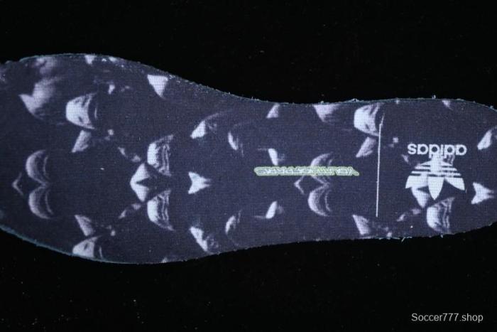 Adidas Originals Campus 00s Retro Casual Sneakers with Chunky Silhouette - IE8349