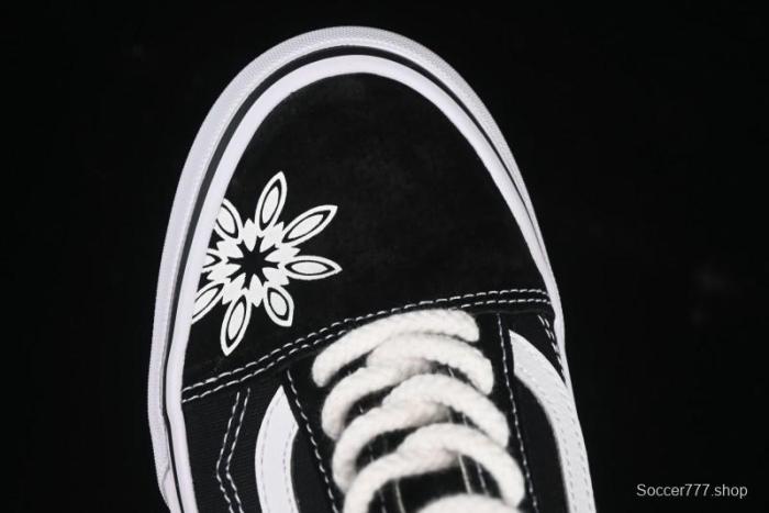 Vans Old Skool 36 Low-Top Retro Skate Shoes - VN000CRPGRN