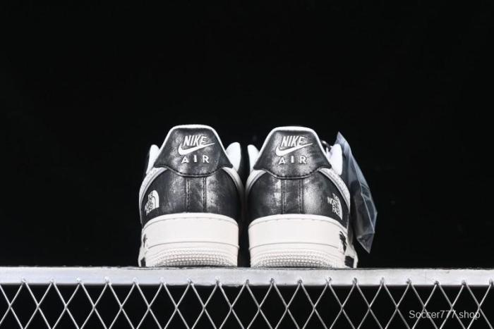 Nike Air Force 1 '07 Low The North Face Collaboration - Leather Graffiti Casual Sneakers - DM6688-008