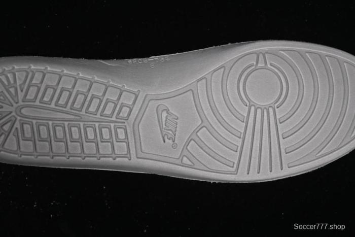 Off-White x Futura x Nike Dunk Low OW Collaboration Sneakers - CT0856-100