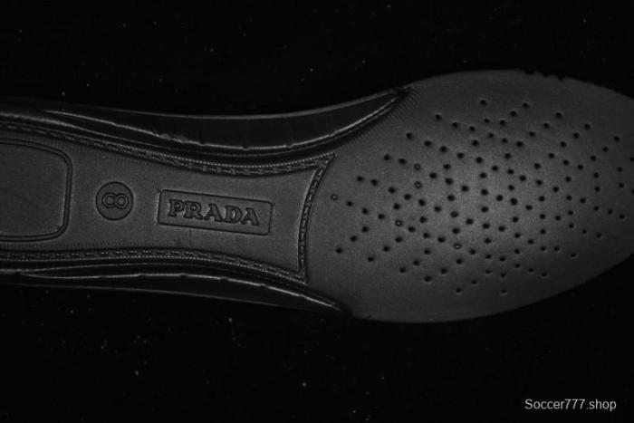 Prada Cloudbust Air Thunder Lifestyle Low-Top Sneakers - 2EG293